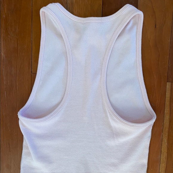 Forever 21 cropped racerback tank top - Picture 4 of 5